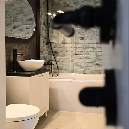 Spacious & Quiet - Old Town & Kazimierz Apartamento Cracovia