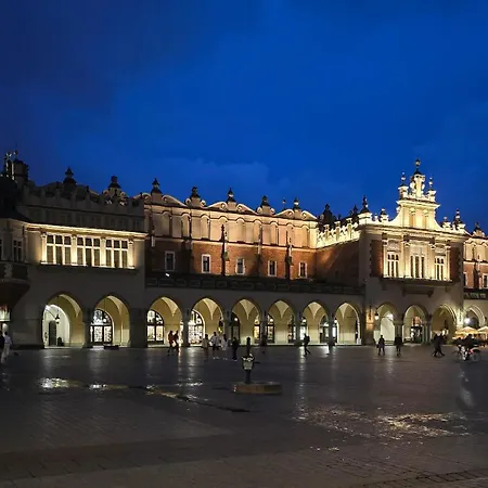 Spacious & Quiet - Old Town & Kazimierz Apartamento Cracovia